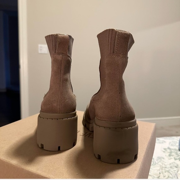 Steve Madden Zappa Boot in Mushroom - Picture 4 of 4